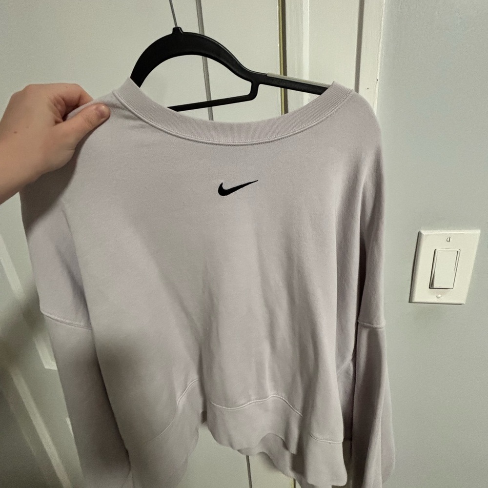 Nike Women's Light Gray Sweatshirt